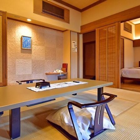 Atami Juraku Hotel Luaran gambar