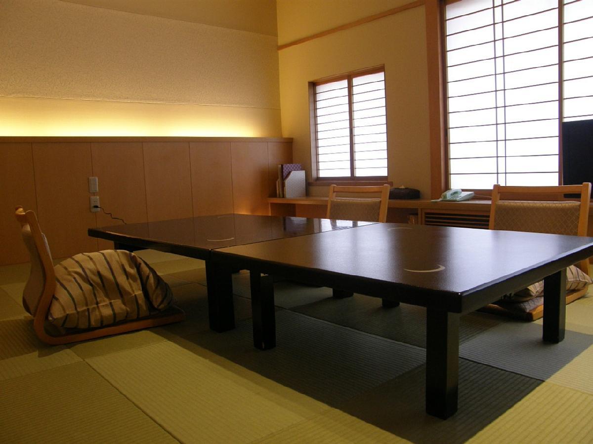 Atami Juraku Hotel Luaran gambar